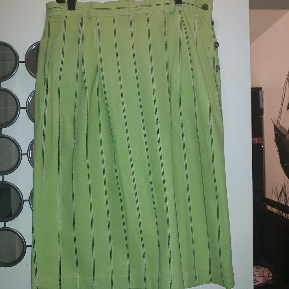 🌺CHAUS Skirt